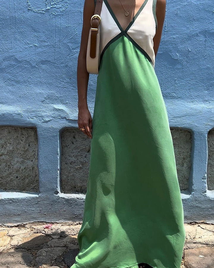 Sandy - Women’s chic v-neck dress with contrasting colors