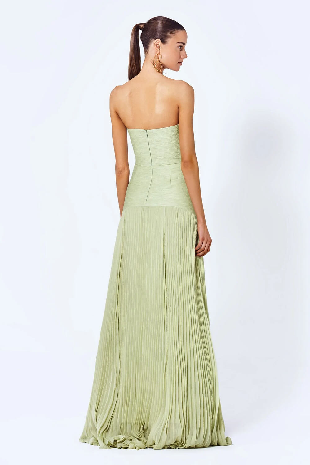 Cassie - Women’s sleeveless maxi dress with drop waist design