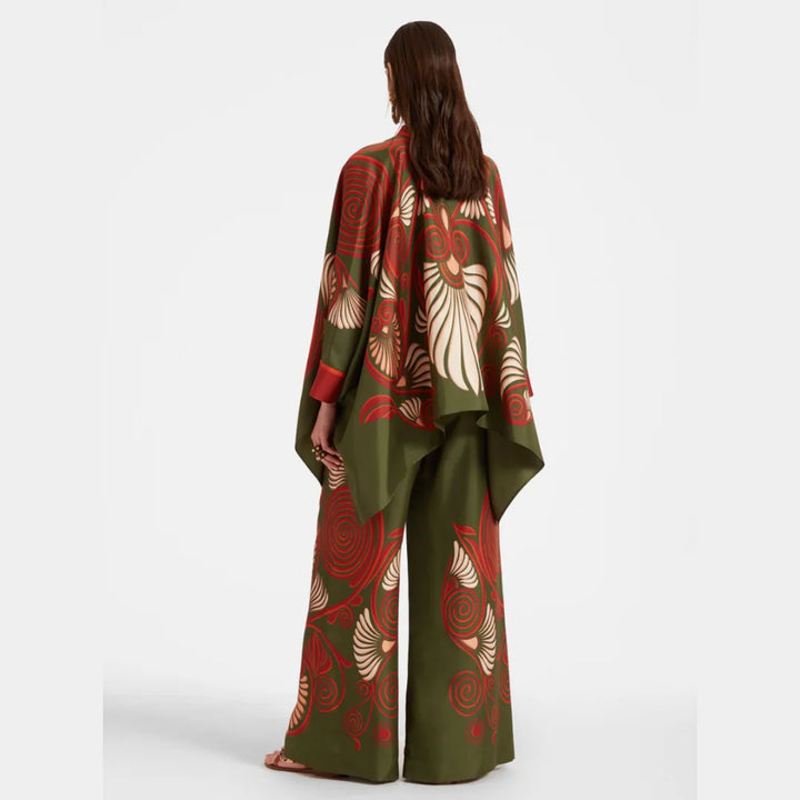 "Aryiah bohemian set featuring airy fabrics and playful spring patterns, perfect for versatile styling on sunny days."
