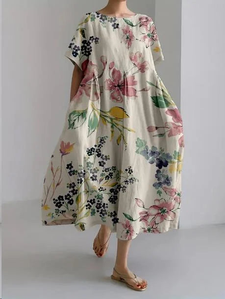 "Precious summer dress in relaxed-fit with vibrant floral pattern, perfect for casual days, made from lightweight and breathable…