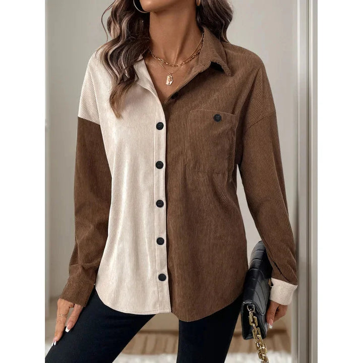 Brownbeige Billie blouse: Two-tone button-up design with pockets. Soft and comfortable fabric. Ideal for casual or work…