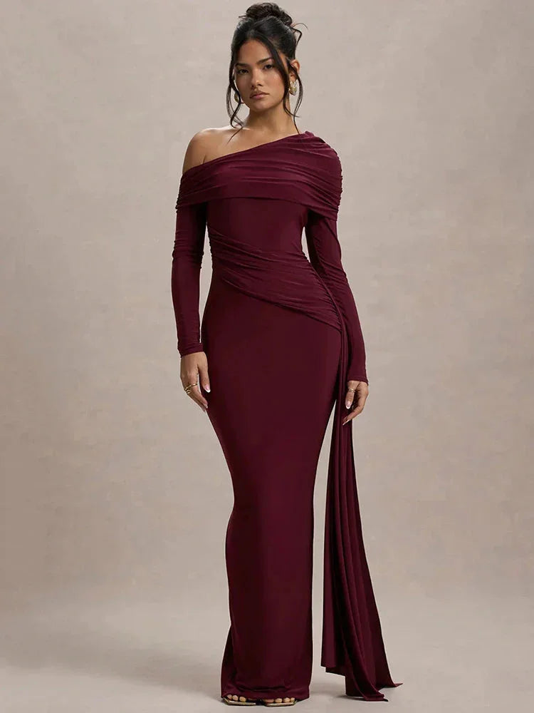 Off-shoulder draped top in Shelby color. Ultra-soft fabric with an elegant design, perfect for a chic look.